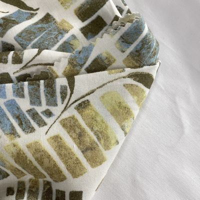 Sud-est asiatico abbigliamento caldo estivo Rayon abbigliamento tessuto con disegno del cliente accettato