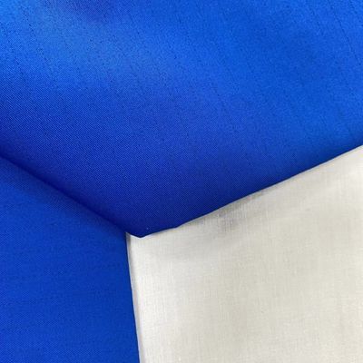 Tessuto da abbigliamento professionale T/C 80/20 Polyester Combinazione di cotone Twill Tessuto di peso medio