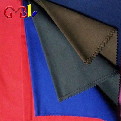 T/C 65/35 Tessuto di filatura per scuola/ospedale/di governo Uniforme 190-240 gsm 58/60&quot; Larghezza
