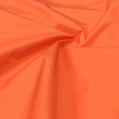 MCQ 4500meters 100% POLY 210T TAFFETA morbido e colorato per abbigliamento-uniforme buono