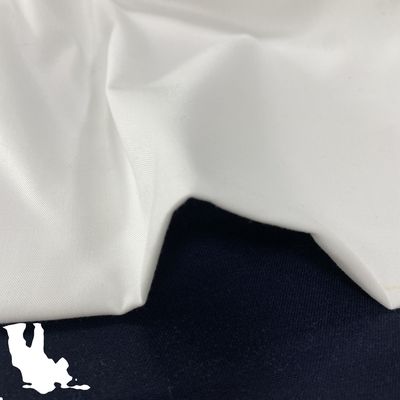 Rivestimento in poliestere Taffeta standard 210T esportato con colore personalizzato e stile TWILL