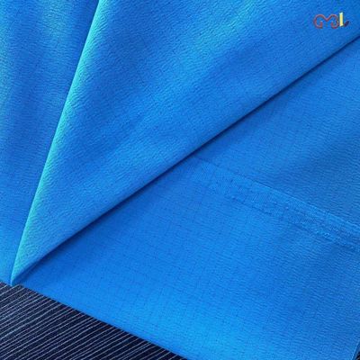 Tessuto di Gabardina di poliestere 100% morbido e resistente per resistenza all'acqua uniforme