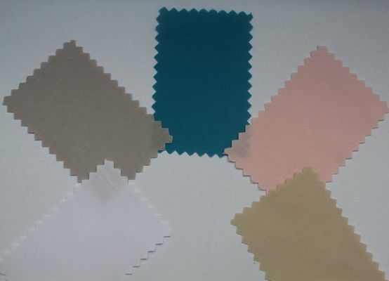 Fabbricazione di stoccaggio Tessuto Poli cotone 80*20 3 1 Peso pesante Cartone TC lavoro di trivellazione Indossare pantaloni Topi tessuto