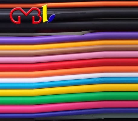 2024 Disegno Gabardine tessuto di abbigliamento da lavoro per un modello uniforme antistatico e SOLIDS