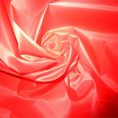Stoffa morbida su misura esportata con rivestimento in poliestere da 210 T, stoffa a colori taffeta per il mercato