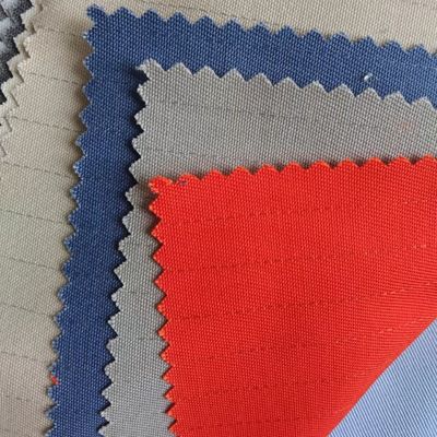 Stoffa di rivestimento in poliestere Taffeta 210T personalizzata con numero di filati 63D*63D in stile TWILL