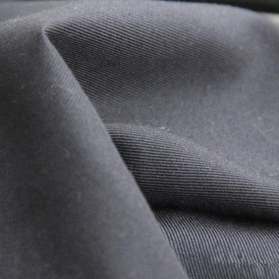 Peso medio 190gm T/C 80/20 Twill 3/1 Poliestere di cotone Abbigliamento da lavoro Tessuto da abbigliamento