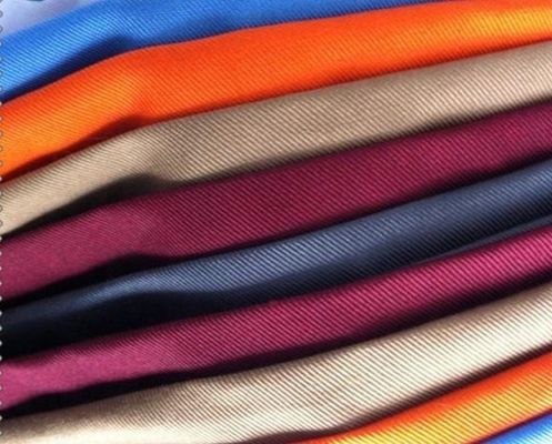 Peso medio 190gm T/C 80/20 Twill 3/1 Poliestere di cotone Abbigliamento da lavoro Tessuto da abbigliamento