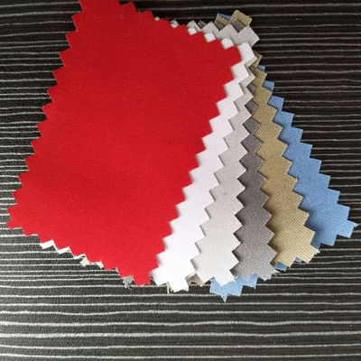 Stoffa di stampa a rivestimento in taffeta a colori personalizzati da 210T per larghezza e prestazioni finali da 58/60&quot;